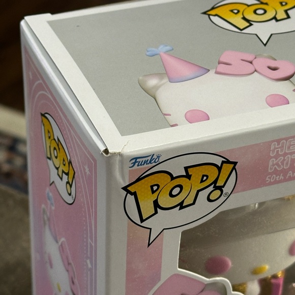 NIB Hello Kitty Glitter Edition- Exclusive - Picture 2 of 10